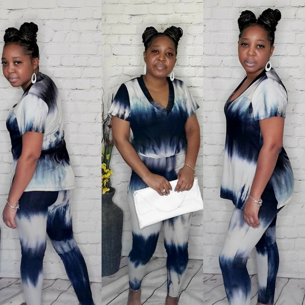 NWT Ribbed Blue White Tye Dye Set